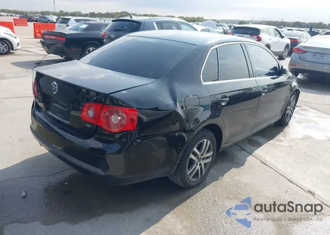 2005 Volkswagen Jetta 2.5 из США, поврежденный, VIN 3VWSF71K05M606397